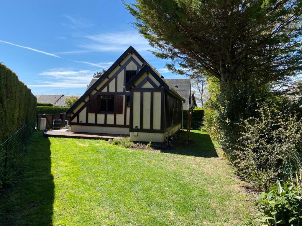 Le Chalet Normand Merville-Franceville-Plage Exteriör bild